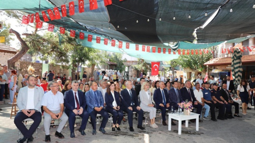İzmir'in 700 yıllık köyü dünya sahnesinde!