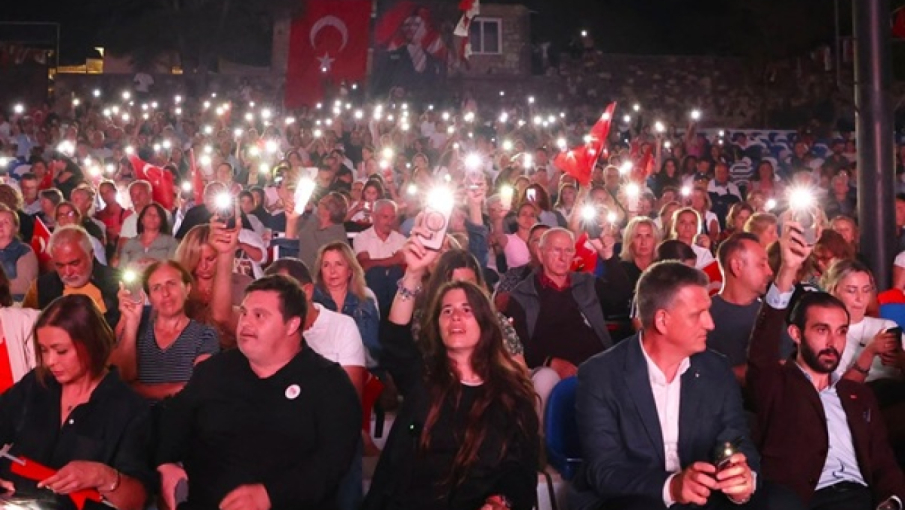 Alaçatı’nın kurtuluşunun 104. yılı törenlerle kutlandı