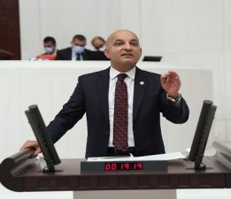 CHP’Lİ POLAT: SİZ BELLİ BİR ZÜMRENİN BAKANLIĞISINIZ