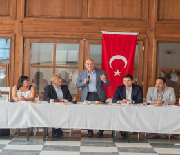 Soyer: İzmirlinin cezalandırılmasına razı değiliz