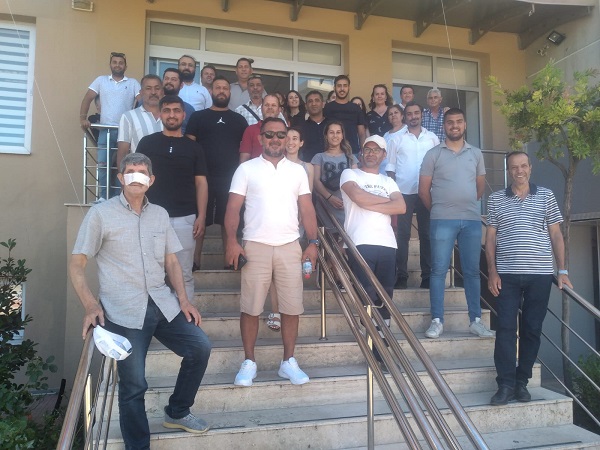 Örnekköy de mavi listenin zaferi