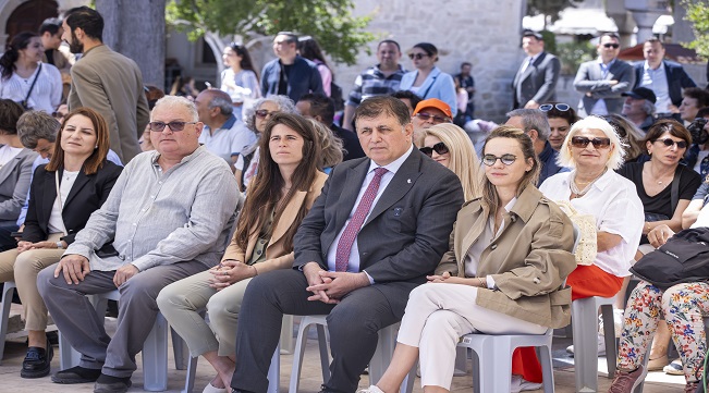 13. ALAÇATI OT FESTİVALİ ‘ÖZ’E DÖNÜŞ’ÜN COŞKUSUYLA BAŞLADI