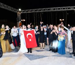 Yılın Düğünü Menderes’te Yapıldı