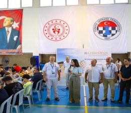 ULUSLARARASI USTA ÇEŞMELİ SATRANÇ SPORCUMUZ ALPARSLAN IŞIK 10. ÇEŞME OPEN ŞAMPİYONU OLDU