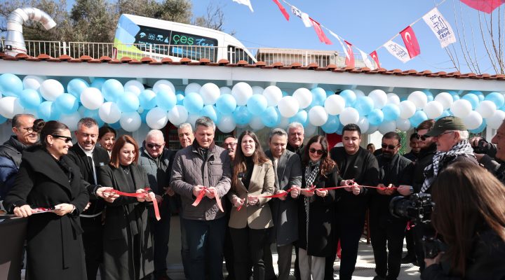 Çeştur Kafe Alaçatı açıldı!
