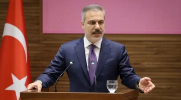 Fidan, Pakistan Dışişleri Bakanı ile görüştü
