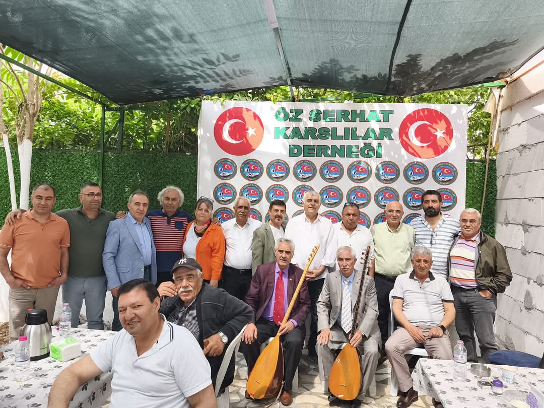 Kars Rüzgârı İzmir’de Esti: Öz Serhat Karslılar Derneği’nden Yöresel Kahvaltı Buluşması!