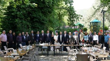 Avrupa Gazeteciler Derneği’nden Plaket ve Ödüller