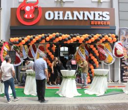 Kemeraltı’nda Burger Rüzgarı! Ohannes Burger Açılışıyla Lezzet Sahnesine Giriş Yaptı