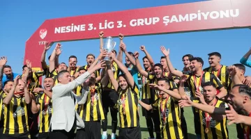 Aliağa Futbol’da kupa futbolcularda