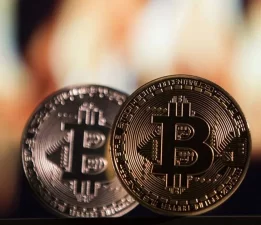 Bitcoin yeniden 100 bin dolar sınırında