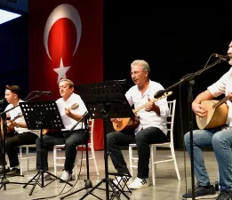 Bornova’da sanatın gecesi
