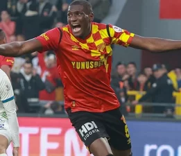Göztepe’de Heliton’la yola devam