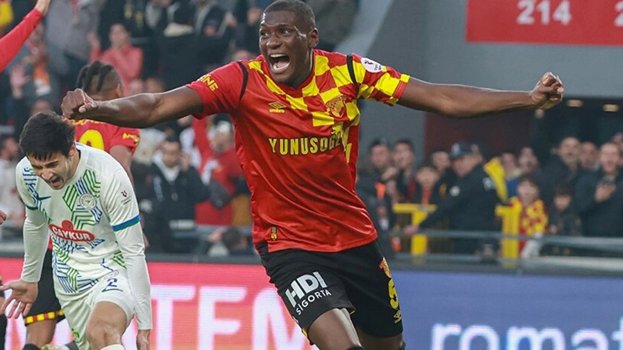 Göztepe’de Heliton’la yola devam