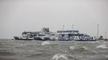 İzmir’de vapur seferleri iptal