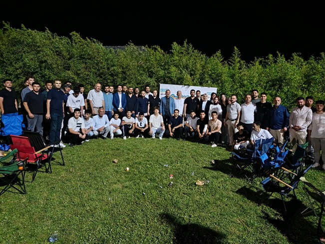 AK Gençlik İzmir, Kemalpaşa’da Gençlik Buluşması düzenledi