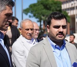 EYYÜP KADİR İNAN “İZMİRLİ HEMŞEHRİLERİMİZ HİZMET ALAMAMAKTAN YORULDU”