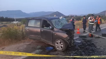 İzmir’de feci kaza: 5 ölü, 2 yaralı!