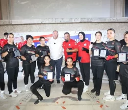 Menderes Belediyesi Spor Okulları açıldı