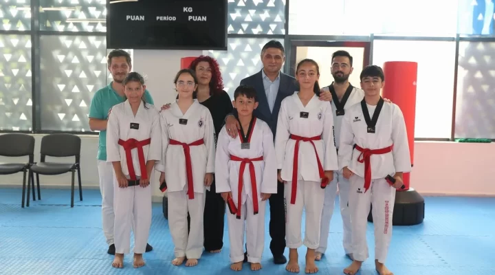 Aliağalı taekwondocular Türkiye ve Avrupa Şampiyonası’na hazırlanıyor