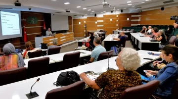 Bornova’da sebzecilik eğitimi!