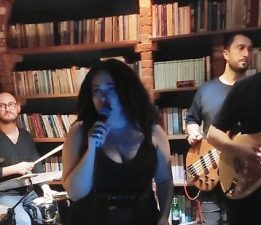 AYŞEMEN KUŞADASI’NI SALLADI