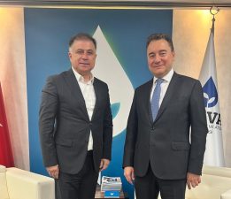 DEVA Partisi, İzmir’de Aybar Uygur’a emanet