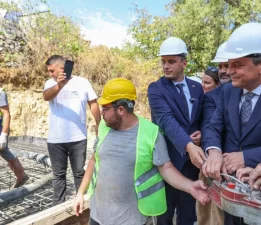 Temelini Özgür Özel atmıştı… Bornova Belediyesi cami ihalesine çıkıyor!