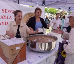 İzmir’de Muharrem ayı bereketi