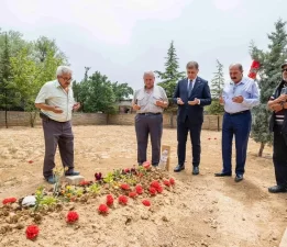 Başkan Tugay’dan yangın şehidine ziyaret