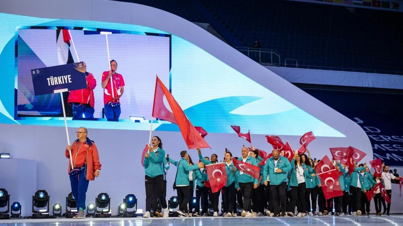 İzmirli sporcular ay-yıldız için ter döküyor