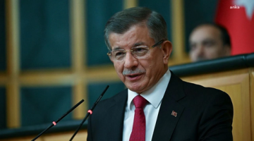 Ahmet Davutoğlu İzmir’e Geliyor: Yangın Bölgelerinde İnceleme Yapacak