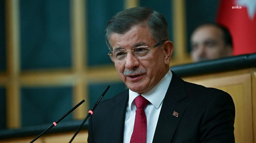 Ahmet Davutoğlu İzmir’e Geliyor: Yangın Bölgelerinde İnceleme Yapacak