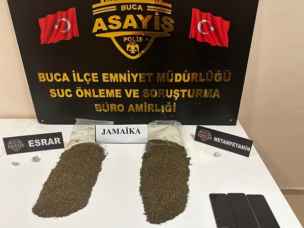 BUCA’DA UYUŞTURUCU TACİRLERİNE DARBE!