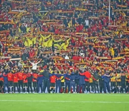 Göz-Göz taraftarıyla buluşuyor
