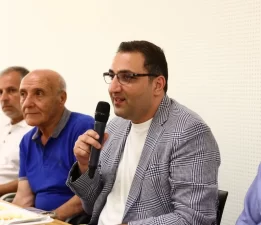Başkan Yiğit, Cemevinde hayır lokmasını paylaştı