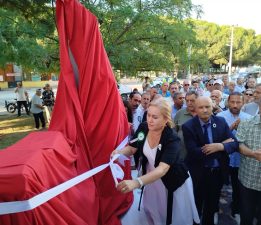 GÖMEÇ’TE SREBRENİTSA SOYKIRIMI ANITI AÇILDI VE KONFERANS DÜZENLENDİ