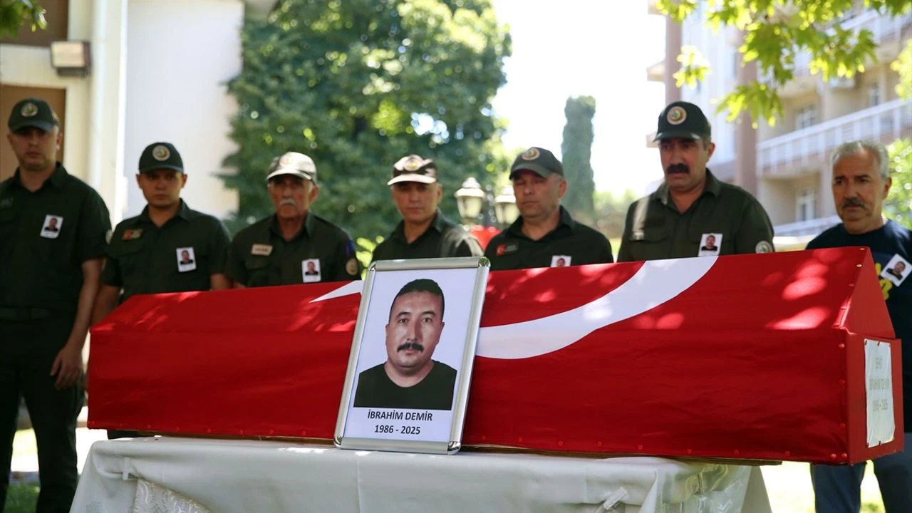 Orman şehidine son görev… İzmir sana minnettar!