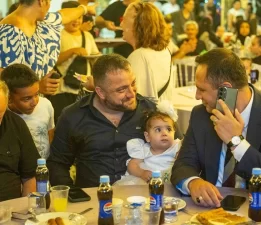 Bornova’da SMA’lı Esma için “Umut Sofrası” kuruluyor!