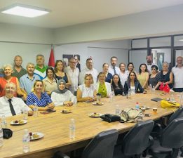 İzmir İnisiyatifi yeni hedeflerle genel kurulunu gerçekleştirildi