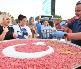 Manisa Büyükşehir’den aşure ikramı