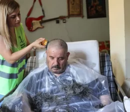 Bayraklı’da evde kuaför hizmeti
