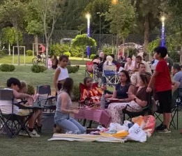 Mimar Sinan Parkı, Aydınlıların buluşma noktası oldu