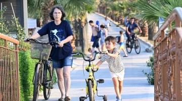 Aydın Büyükşehir’den Kuşadası’na bisiklet yolu!