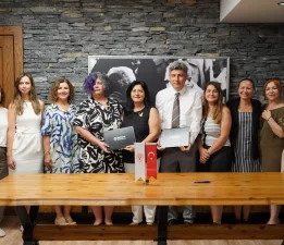 Bornova’da kadınlar haklarıyla güçleniyor