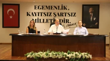 Selçuk Meclisi’nde AK Parti’den ‘yatırım’ tepkisi