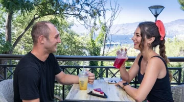 İzmir’in yeni sosyal yaşam alanı… Şato keyfi