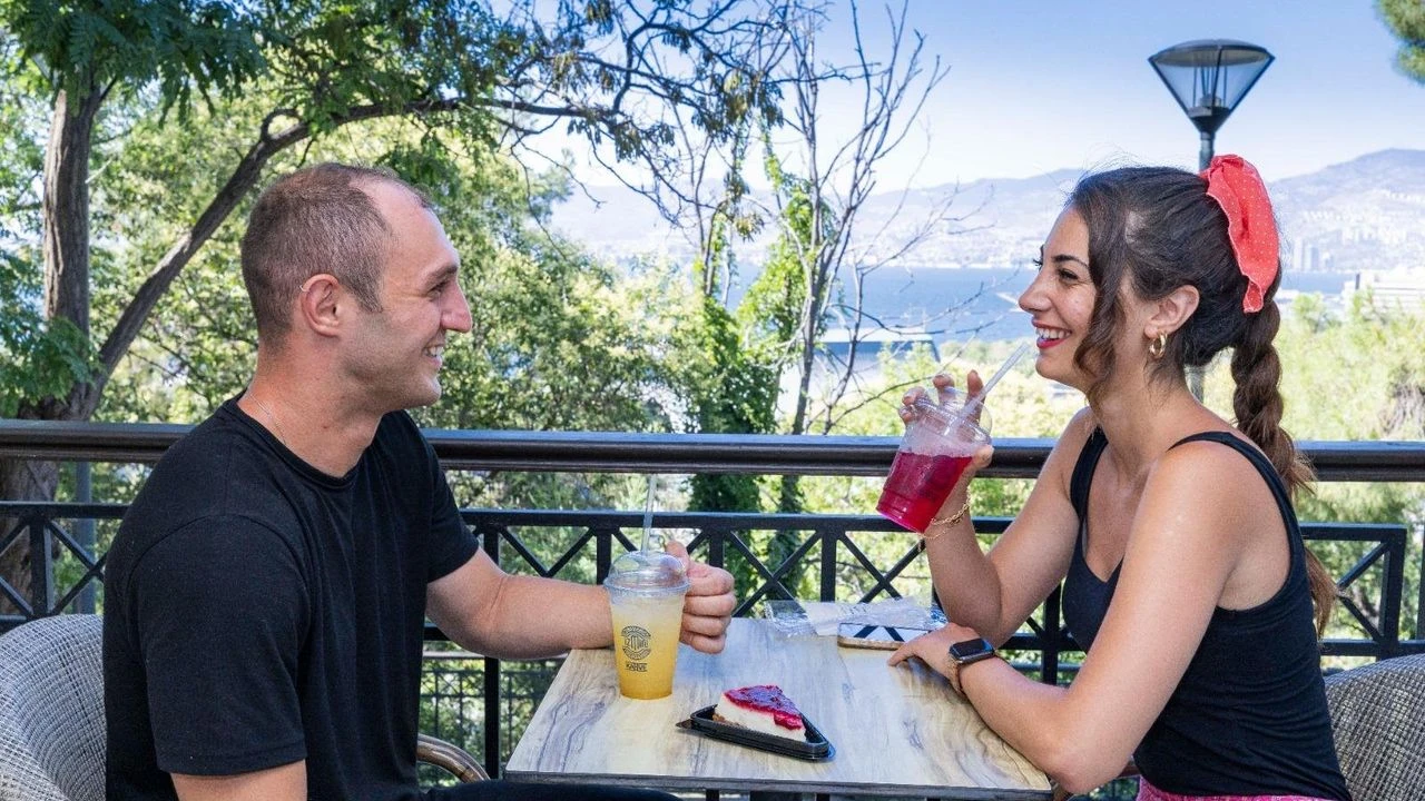 İzmir’in yeni sosyal yaşam alanı… Şato keyfi