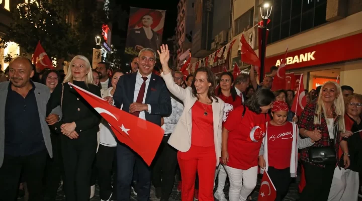 Karşıyaka’da “Zafer” coşkusu yaşanacak!