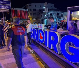 İzmir İtfaiyesi Balıkesir’de görev başında